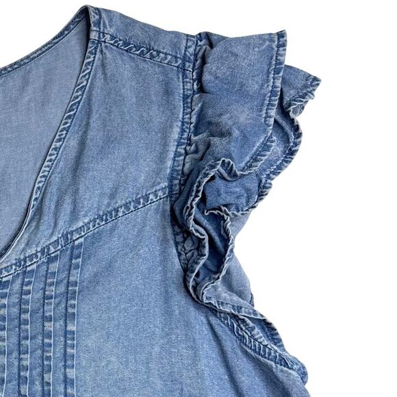Jane and Delancey Chambray Sleeveless Pintuck Blouse Blue Size XL - Picture 6 of 9
